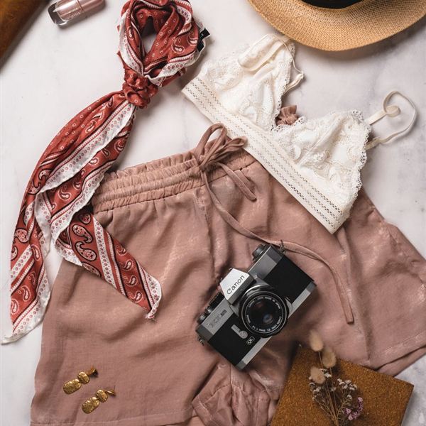 Short de lino rosa